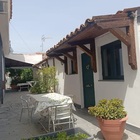 Lidia فندق مبيت وإفطار أتشيريالي