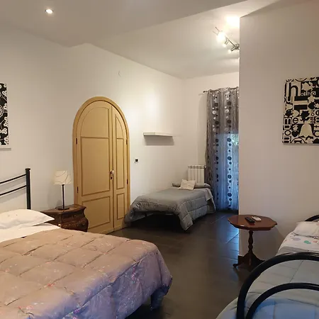 فندق مبيت وإفطار Lidia