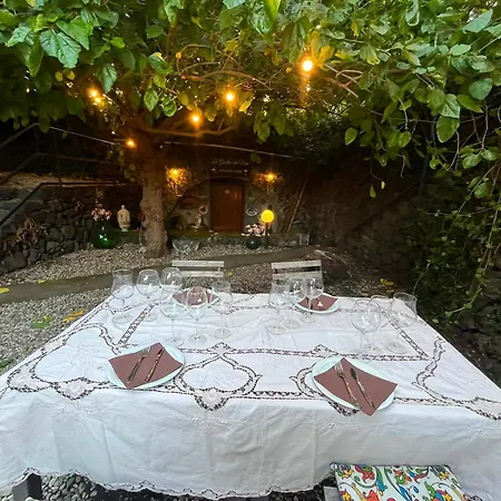 Lidia With Parking&jacuzzi Bed & Breakfast 4*