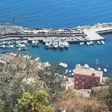 B&B Villa Lidia With Parking And Jacuzzi