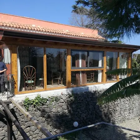 Lidia Bed & Breakfast 3*