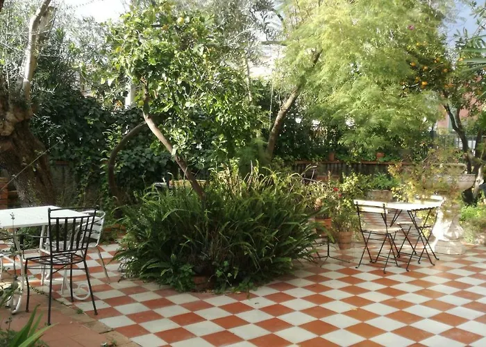 住宿加早餐酒店 Lidia 4*